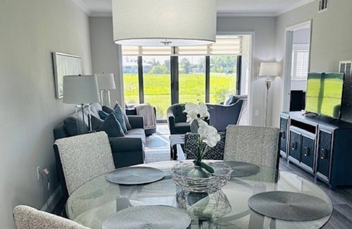 Iona Condo | Charming 2-bedroom condo with AC and WiFi in wonderful Fort Myers, FL