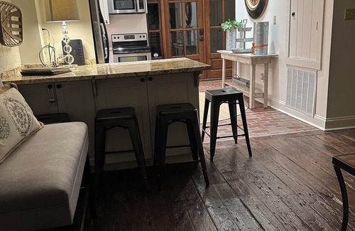 Natchez Condo | Charming 2 bedroom condo in the heart of beautiful Natchez, MS.