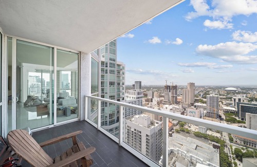 Downtown Miami Condo | Charming 2-bedroom condo with WiFi, in vibrant Downtown Miami