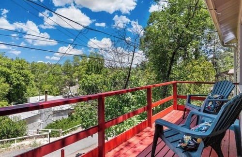 Prescott Cottage | Charming 2-bedroom cottage with WiFi, AC in awesome Prescott