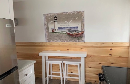 York Beach Apartment | Charming 2-bedroom first floor apartment in delightful York Beach with AC, WiFi