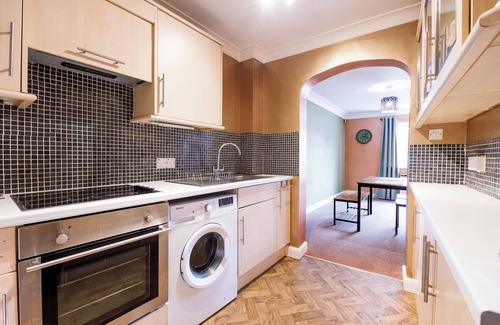 Canterbury Apartment | Charming 2-Bedroom Apartment in Central Canterbury Perfect for Short Stay