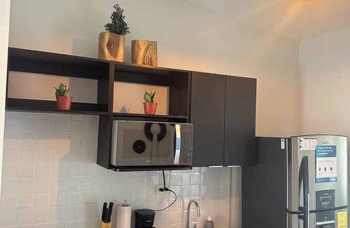 Puerto Barillas House | Charming 2-bedroom house with WiFi, AC in San Miguel