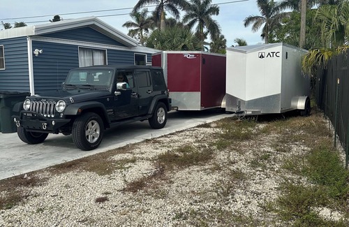 Iona House | Charming 2-bedroom house in Fort Myers with WiFi and AC