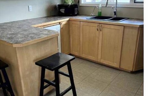 East Kootenay Apartment | Charming 2 bedroom home.🏔