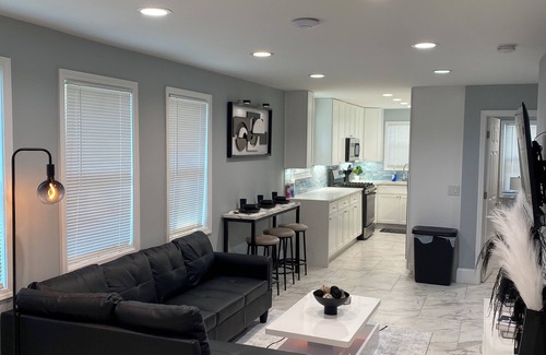 Clarkdale House | Charming 2-bedroom house with AC, WiFi in delightful Atlanta