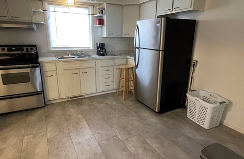 Utica House | Charming 2-bedroom house in Utica located in the Arts District
