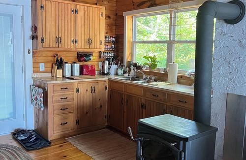 Unity Cottage | Charming 2-Bedroom Lake Front Cottage with WiFi and A/C on Tranquil Unity Pond