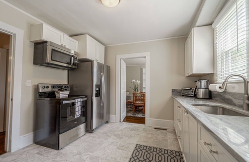 Florence House | Charming 2 bedroom near downtown
