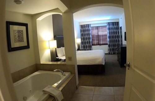 Enterprise Resort | Charming 2-bedroom resort adjacent to South Point Casino. NFR guests welcome!
