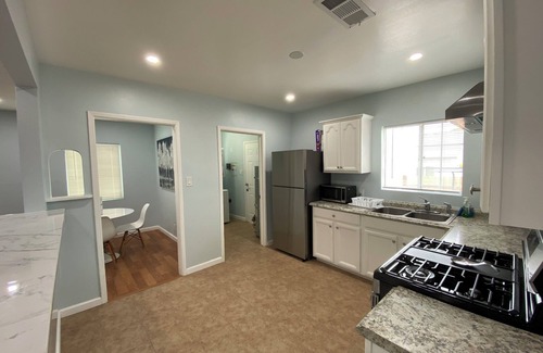 Bakersfield House | Charming 2-bedroom house with AC and WiFi in delightful Bakersfield.