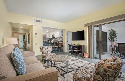 Kailua-Kona Hotel | Charming 2 bedroom 2 bath Hotel with AC in Kailua-Kona