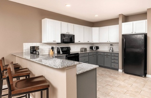 Marble Falls Apartment | Charming 2-bedroom Penthouse in Marble Falls