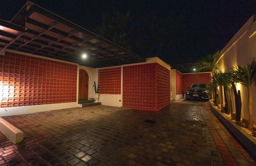 Mumbul Villa | Charming 2-bedroom villa in fabulous Bali with WiFi, AC, Pool & Much Much More.