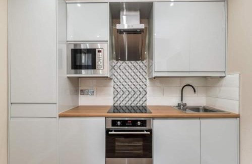 Plumstead Apartment | Charming 2 bedrooms Flat in Plumstead