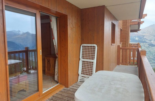 Arc-1800 Apartment | Charming 2-bedroom apartment with pool near slopes in Les Arcs 1800