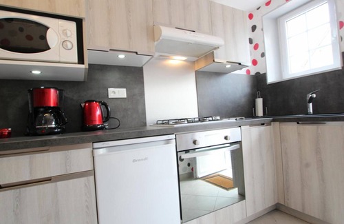 Baupte Cottage | Charming 2-person cottage with garden, private parking near the greenway