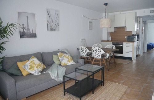 Pilar de la Mola Apartment | Charming 2BR/2BA apartment with pool - 32 nights minimum!
