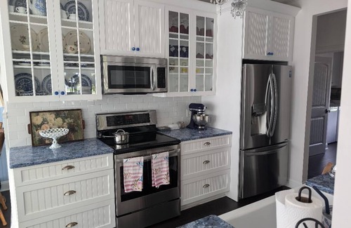 Fernandina Beach Cottage | Charming 2bdrm cottage in beautiful & historic Fernandina Beach on Amelia Island