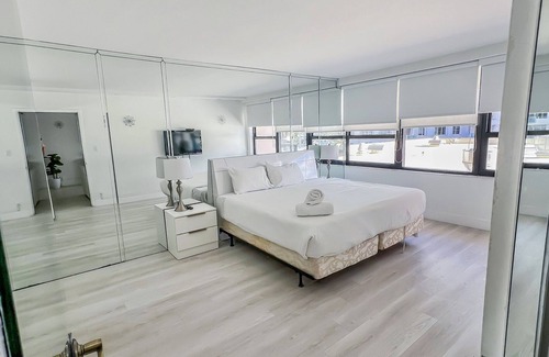 Mid Beach Hotel | Charming 2BR/2BA Oceanfront Gem, Miami Beach