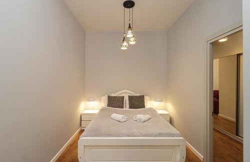 Sololaki Apartment | Charming 2BR Apartment in OldTbilisi