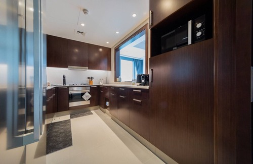 Downtown Dubai Apartment | Charming 2BR Apt at Opera Grand