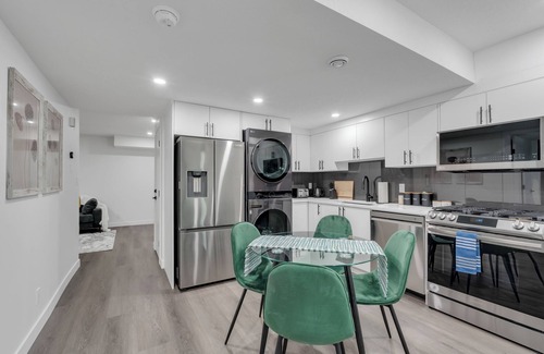 Sage Hill House | Charming 2BR Escape W/Fireplace