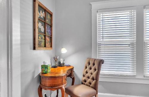 New Albany House | Charming 2BR Hot Tub Getaway home