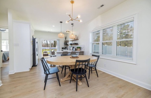 Littleton House | Charming 2BR, Pool, Pickleball/Basketball Court, Large Backyard