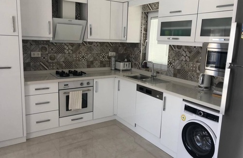 Kalkan House | Charming 3/4 bedroomed Villa with private pool and stunning rooftop terrace