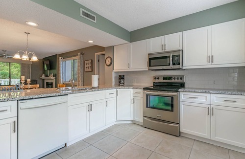 Arcadian Shores Villa | Charming 3 bdrm, nestled among the trees-15C WHP