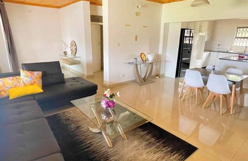 Harare House | Charming 3-Bedroom Apartment