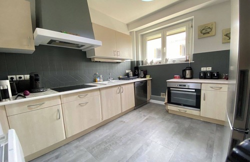 Pontaillac Apartment | Charming 3-bedroom apartment Royan Pontaillac with WiFi sea view
