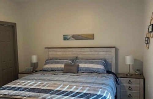 Scottsboro Cabin | Charming 3-bedroom cabin with WiFi, AC in soothing Scottsboro