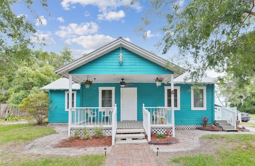 Ocala Cottage | Charming 3-bedroom Cottage with AC and WiFi Near Historic Downtown Square Ocala
