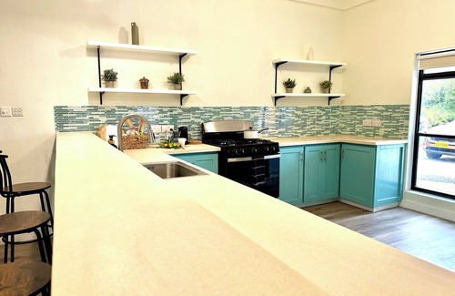 St. Andrew Villa | Charming 3-bedroom villa with Pool, WiFi and AC in Saint Andrew