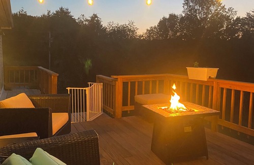 Greenland House | Charming 3-bedroom house with AC and WiFi minutes to Portsmouth & beaches