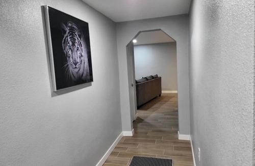 Downtown Las Vegas House | Charming 3-bedroom house with pool WiFi and AC in awesome Las Vegas. Enjoy