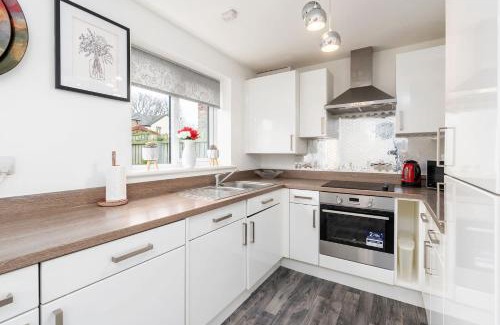 Doncaster House | Charming 3 Bedroom Home with Garden near Doncaster