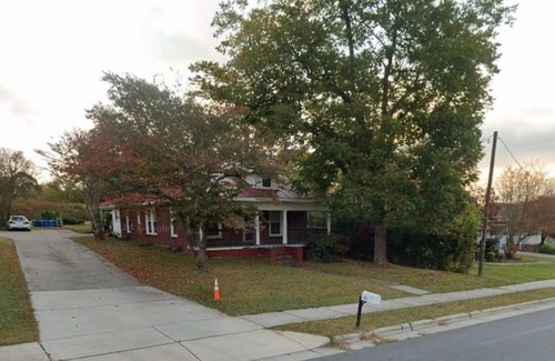 Concord House | Charming 3-bedroom house with WiFi, AC in lovely Concord