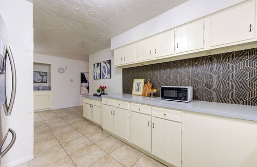 Houston House | Charming 3-bedroom house in Convenient area