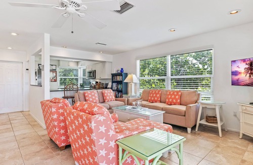 Boca Grande House | Charming 3-Bedroom Single Family Home with Pool in Boca Grande-Beach Access!
