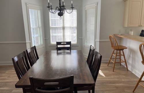 Central Myrtle Beach Villa | Charming 3-bedroom villa with elevator and free parking in amazing Myrtle Beach