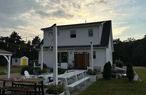 West Tisbury House | Charming 3-bedroom house in enchanting West Tisbury with AC, WiFi & pool