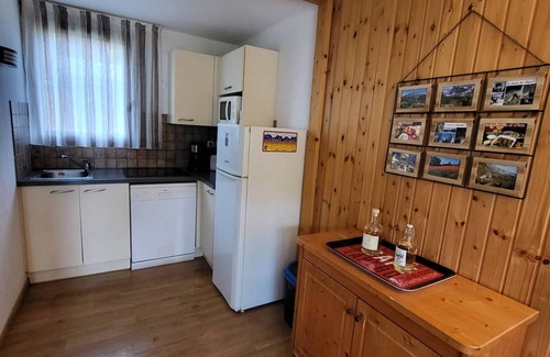 Saint-Etienne-en-Devoluy Ski Chalet | Charming 3-Room Chalet for 6 in Résidence Le Hameau du Puy, Superdevoluy