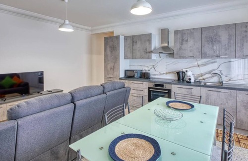 Swieqi Apartment | Charming 3BR Apt + City Views & WIFI in Swieqi