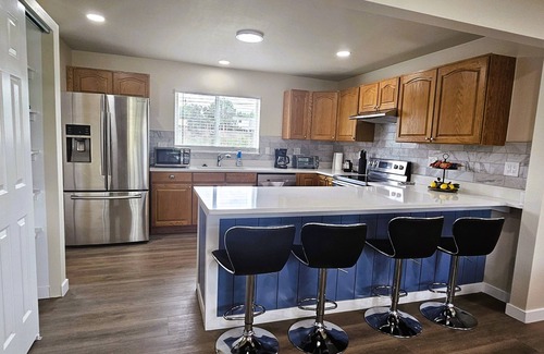 Aurora House | Charming 3BR home with AC near Aurora medical campus, parks & hospitals