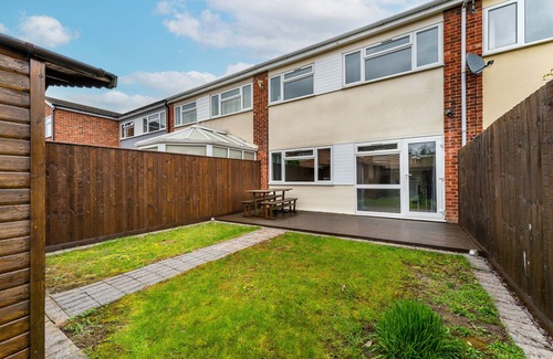 Cherry Hinton House | Charming 3BR House With Garden in Cherry Hinton