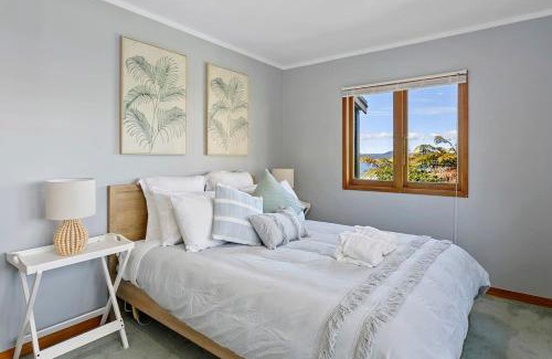 Acacia Bay House | Charming 3BR Retreat With Fireplace and Views