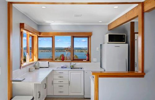 Acacia Bay House | Charming 3BR Retreat With Fireplace and Views